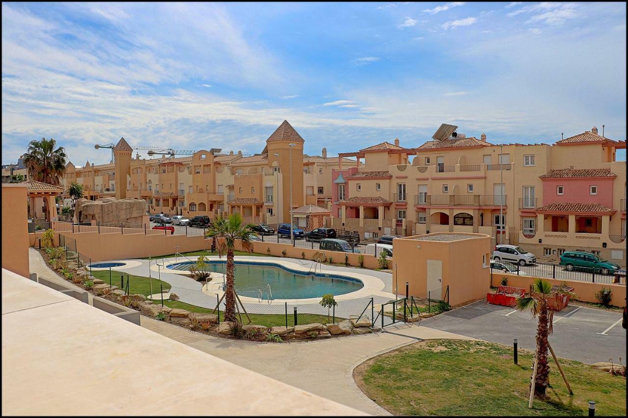 Apartamento Lances, Con Piscina Comunitaria Lejlighed Tarifa Eksteriør billede